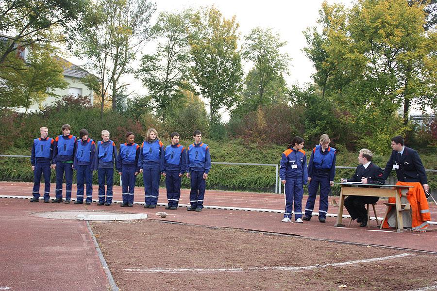 Kugelstoßen bei der Jugendleistungsspange in Buchen