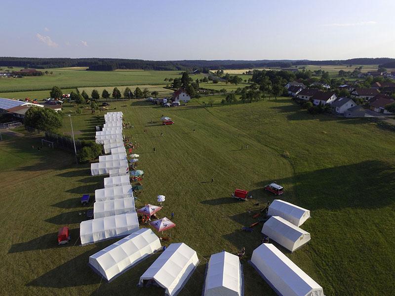 Zeltlager aus Vogelperspektive