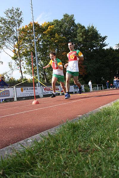Staffellauf bei der Jugendleistungsspange in Buchen