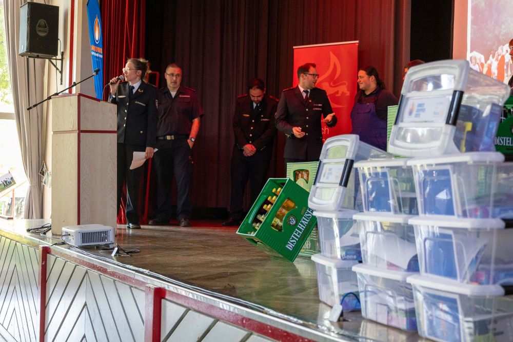 Impressionen vom Festakt zu 50 Jahre Jugendfeuerwehr Neckar-Odenwald-Kreis