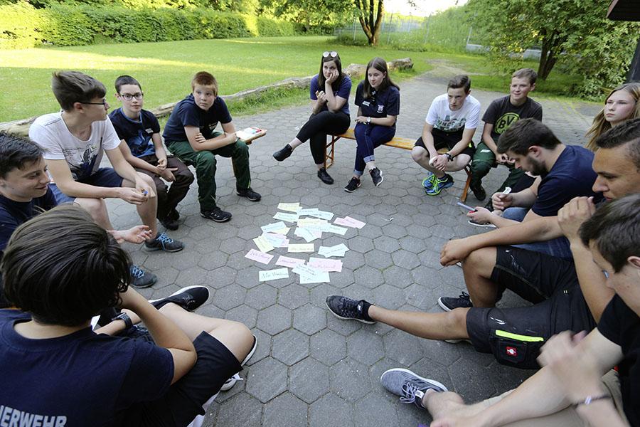  Mini-Vulkane beim 10. Hüttenwochenende 