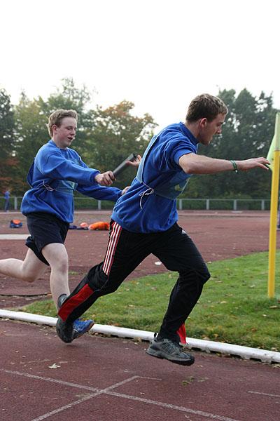 Staffellauf bei der Jugendleistungsspange in Buchen