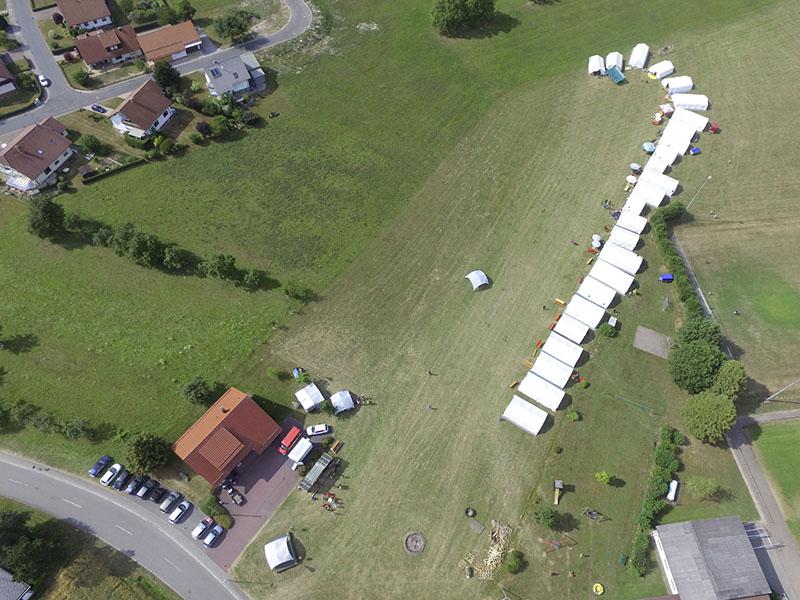 Zeltlager aus Vogelperspektive