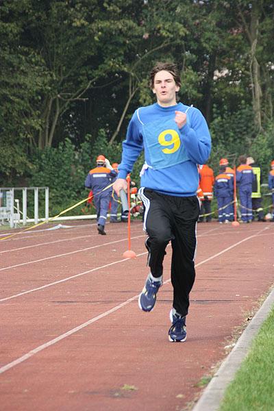 Staffellauf bei der Jugendleistungsspange in Buchen