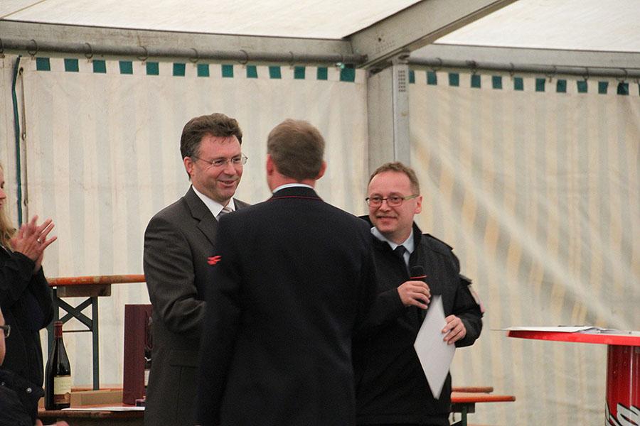 Gottesdienst und Ehrungen